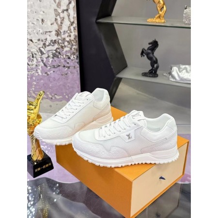 루*** 런 어웨이 스니커즈