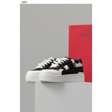 발*** 원 스터드 XL 스니커즈